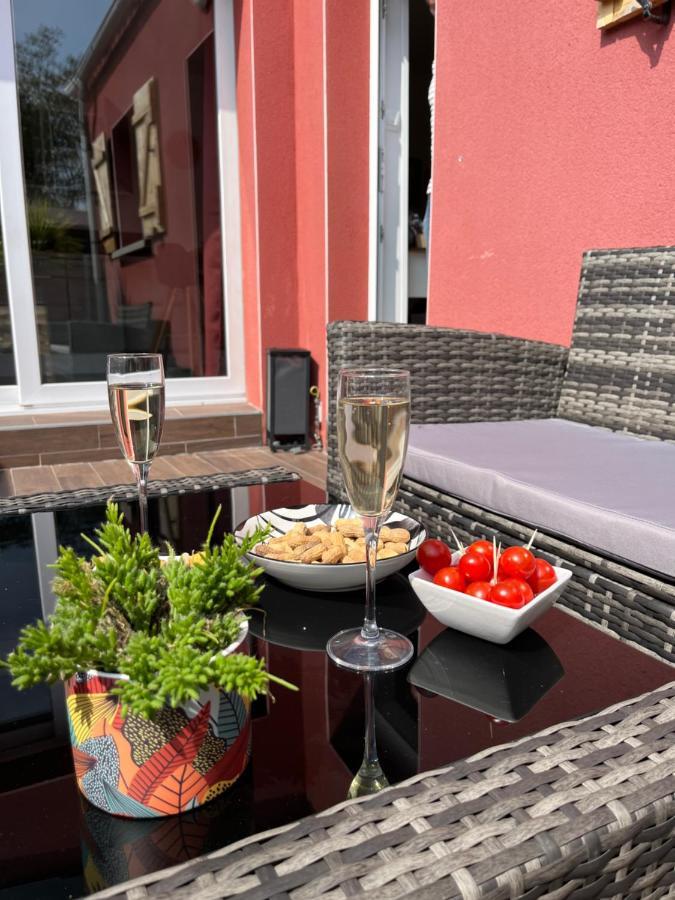 - New - La Terracalm - Wifi / Netflix Villa Cherbourg-en-Cotentin Exteriör bild